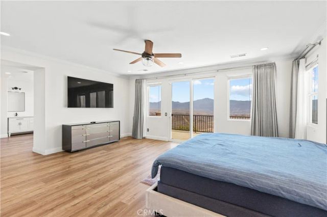 18458 Lakepointe, Riverside, CA 92503