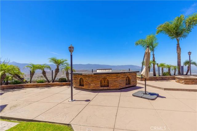 18458 Lakepointe, Riverside, CA 92503