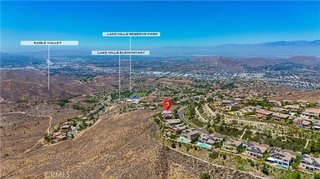 18458 Lakepointe, Riverside, CA 92503