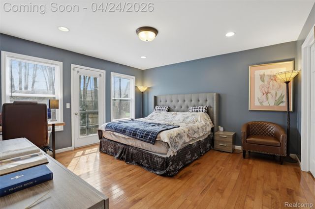 54638 Beacon Cove Circle, New Baltimore, MI 48047