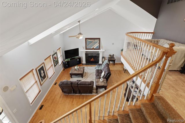 54638 Beacon Cove Circle, New Baltimore, MI 48047