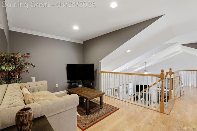 54638 Beacon Cove Circle, New Baltimore, MI 48047