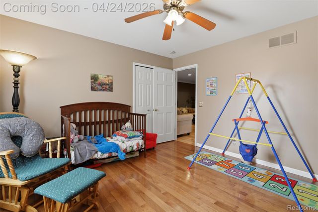 54638 Beacon Cove Circle, New Baltimore, MI 48047