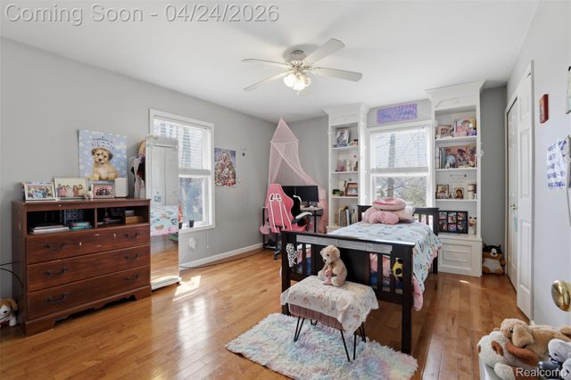 54638 Beacon Cove Circle, New Baltimore, MI 48047