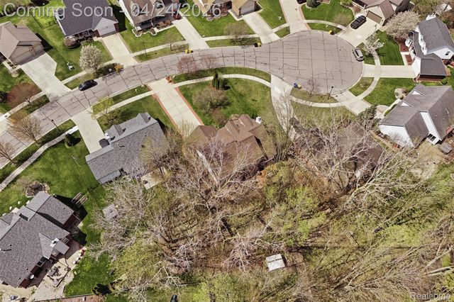 54638 Beacon Cove Circle, New Baltimore, MI 48047