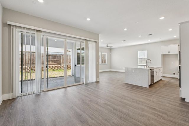 3017 Pocosol Way, Rancho Cordova, CA 95742