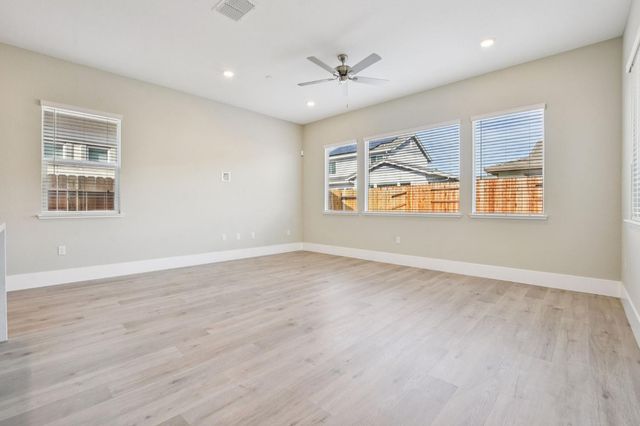 3017 Pocosol Way, Rancho Cordova, CA 95742