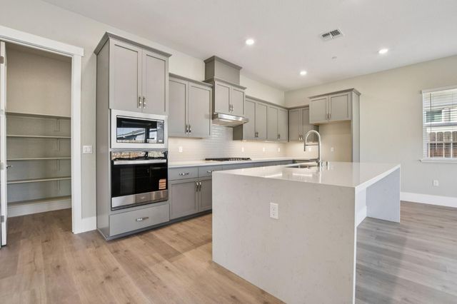 3017 Pocosol Way, Rancho Cordova, CA 95742