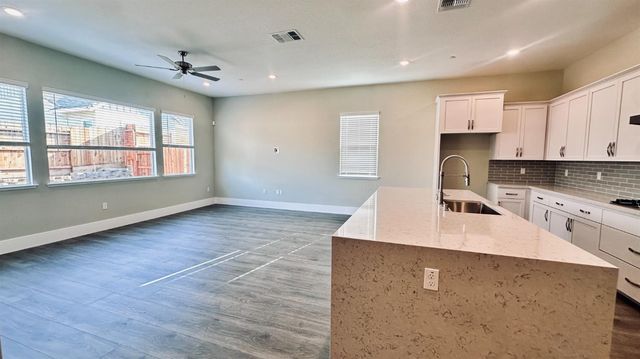 3017 Pocosol Way, Rancho Cordova, CA 95742