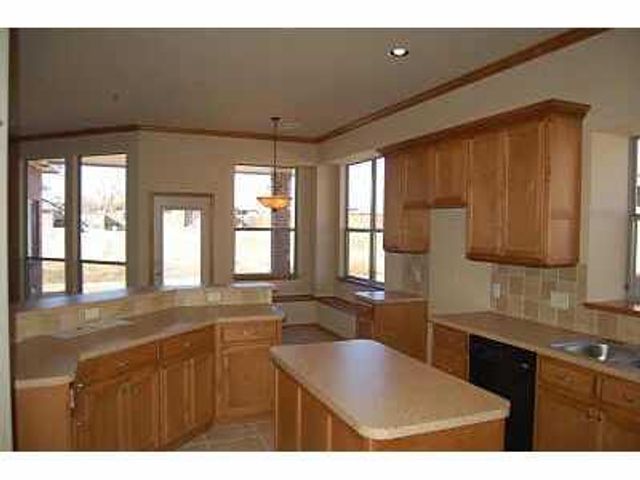 721 Oak Creek Drive, Moore, OK 73160