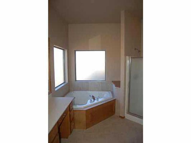 721 Oak Creek Drive, Moore, OK 73160