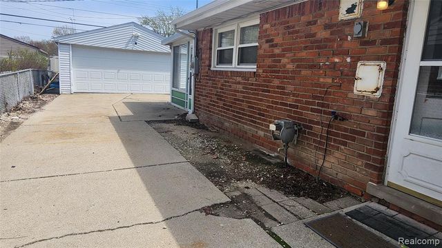 18217 Hamann Street, Riverview, MI 48193