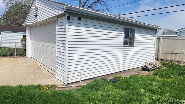 18217 Hamann Street, Riverview, MI 48193