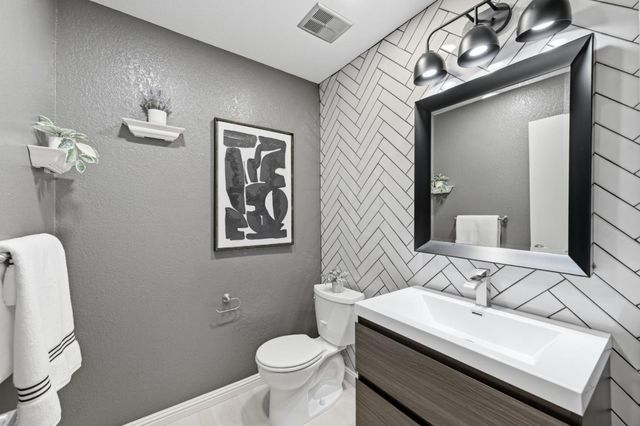 4819 Kenwood Street, Union City, CA 94587