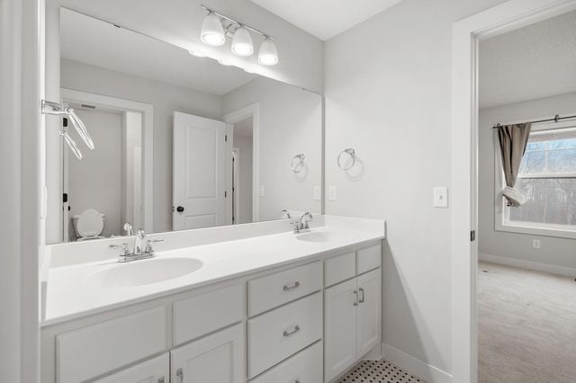 18700 61st Avenue N, Plymouth, MN 55446