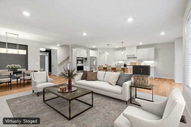 18700 61st Avenue N, Plymouth, MN 55446