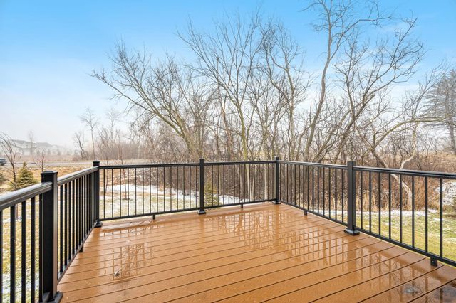 18700 61st Avenue N, Plymouth, MN 55446