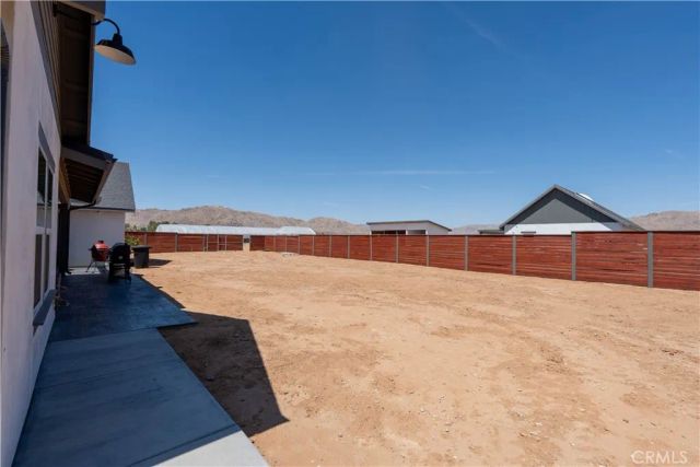 23670 Shirwaun, Apple Valley, CA 92307