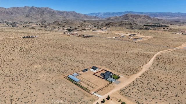 23670 Shirwaun, Apple Valley, CA 92307