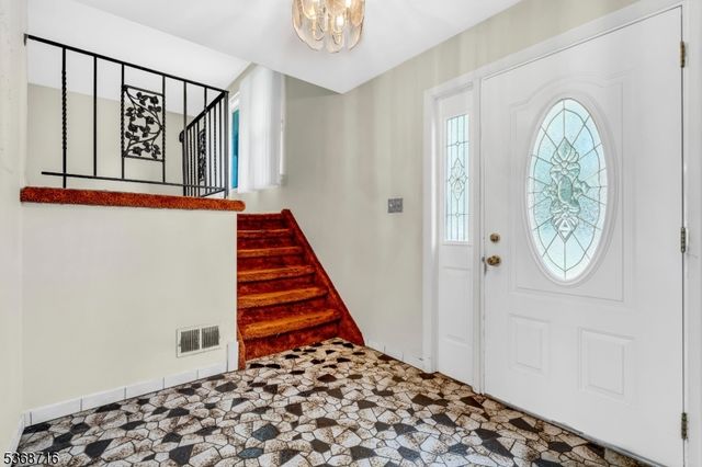 103 Hallberg Ave, Bergenfield Boro, NJ 07621
