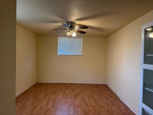 9497 Sara St, Elk Grove, CA 95624