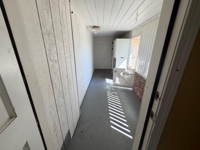 9497 Sara St, Elk Grove, CA 95624