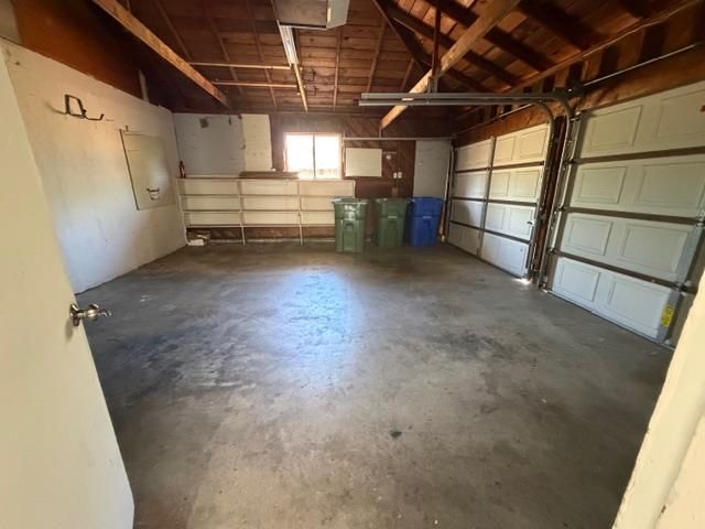 9497 Sara St, Elk Grove, CA 95624