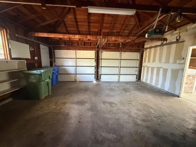 9497 Sara St, Elk Grove, CA 95624