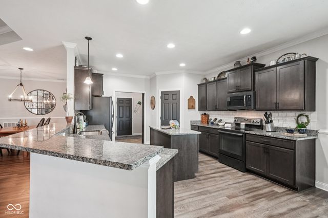 51 Bay Hill Circle, Brownsburg, IN 46112