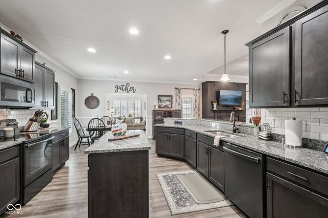 51 Bay Hill Circle, Brownsburg, IN 46112