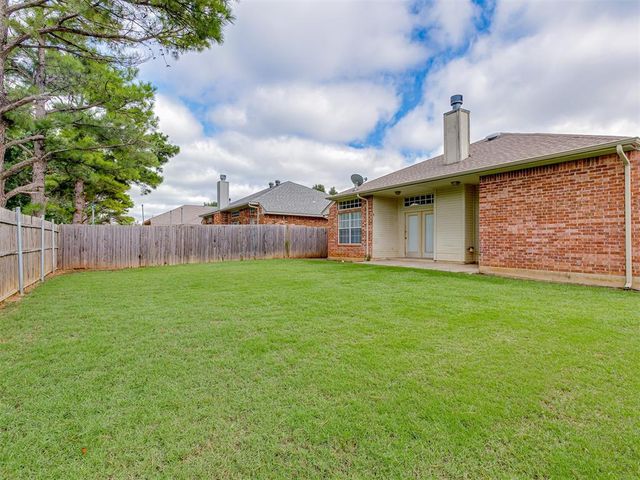 1224 Capitol Drive, Edmond, OK 73003