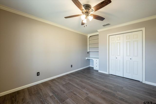 5801 Sheffield Dr, Tyler, TX 75703