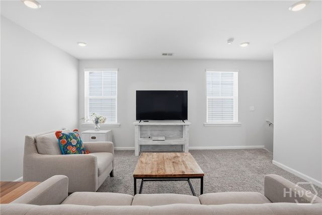 16 Ashmont Street, Savannah, GA 31407