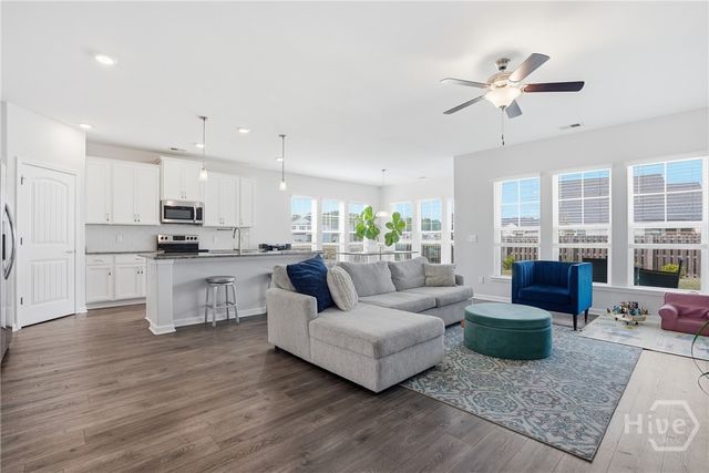 16 Ashmont Street, Savannah, GA 31407