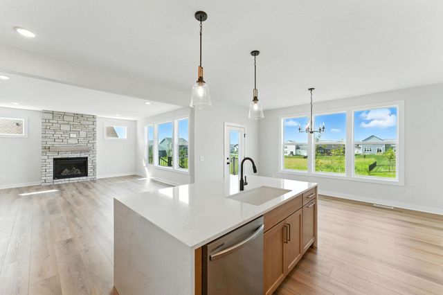 xxx Knightsbridge Ln N, Lake Elmo, MN 55042