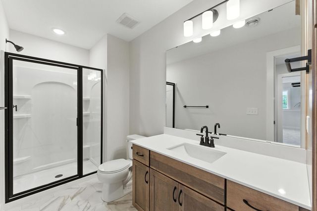 xxx Knightsbridge Ln N, Lake Elmo, MN 55042