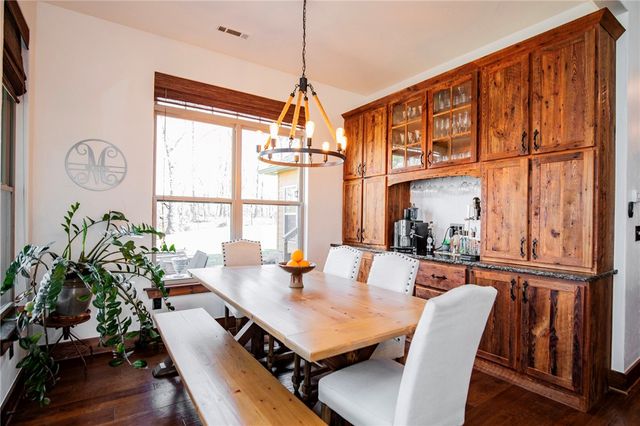 15833 Kedzie Circle, Rogers, AR 72758