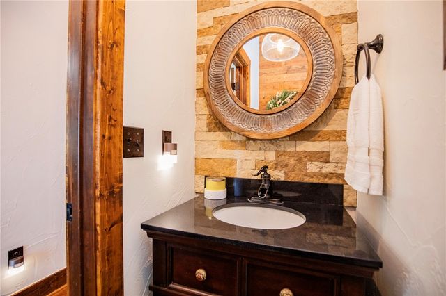 15833 Kedzie Circle, Rogers, AR 72758