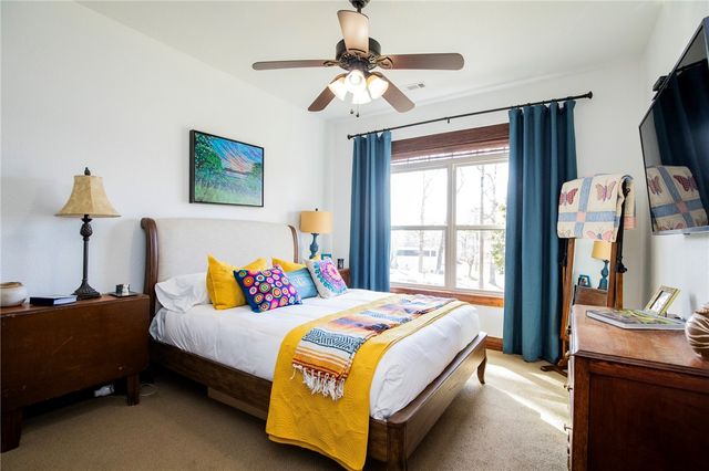 15833 Kedzie Circle, Rogers, AR 72758