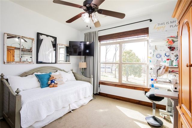 15833 Kedzie Circle, Rogers, AR 72758