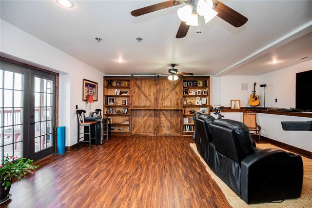 15833 Kedzie Circle, Rogers, AR 72758