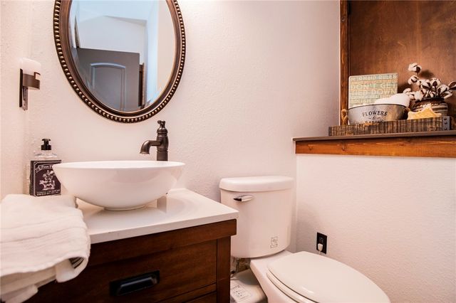 15833 Kedzie Circle, Rogers, AR 72758