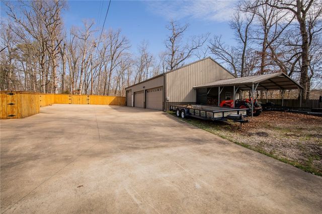 15833 Kedzie Circle, Rogers, AR 72758