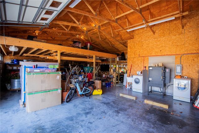 15833 Kedzie Circle, Rogers, AR 72758