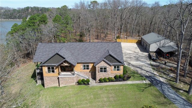 15833 Kedzie Circle, Rogers, AR 72758