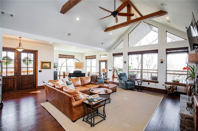 15833 Kedzie Circle, Rogers, AR 72758