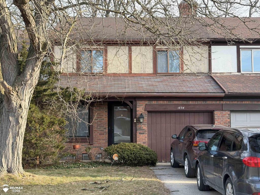 1836 Willowbrook Circle, Flint, MI 48507