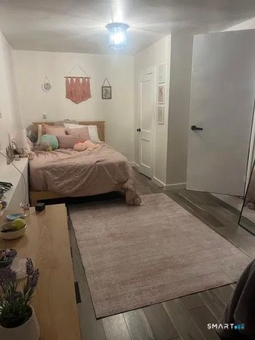 107 Richfield Road, Bridgeport, CT 06606