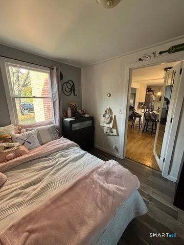 107 Richfield Road, Bridgeport, CT 06606