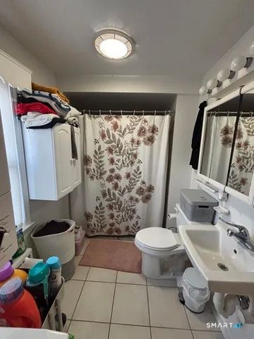 107 Richfield Road, Bridgeport, CT 06606